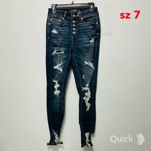 sz 7 - NWT Indigo Rein Juniors' Distressed Skinny Jeans